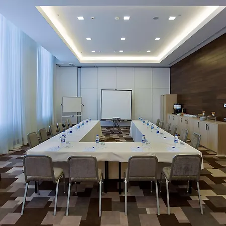 Otel Hilton Garden 4*