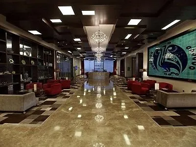 Hilton Garden 4* Κιουτάχεια