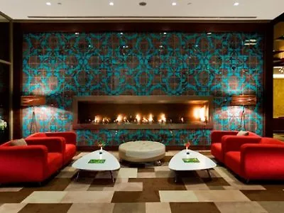 Ξενοδοχείο Hilton Garden 4*