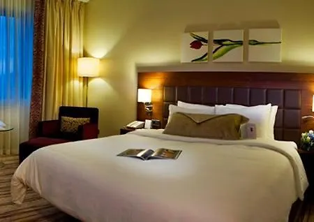 Hilton Garden 4*