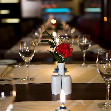 فندق هيلتون جاردن إن كوتاهيا