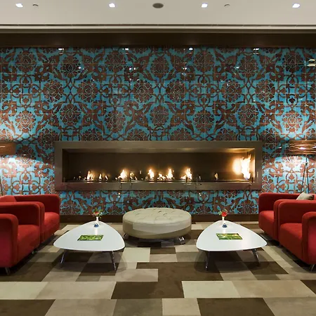 هيلتون جاردن إن فندق 4*