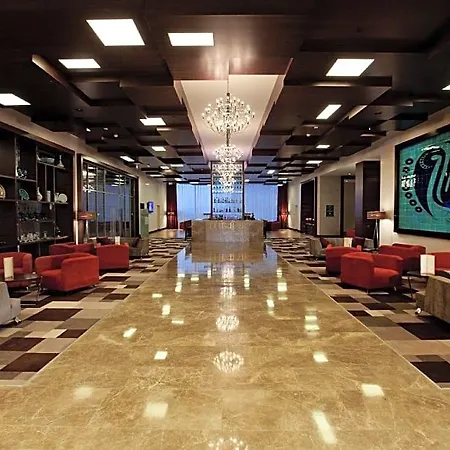 호텔 Hilton Garden 퀴타히아