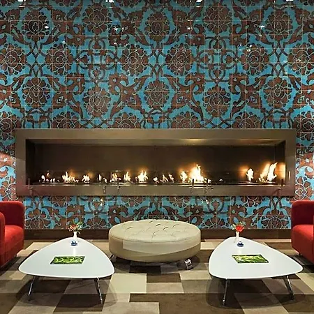 호텔 Hilton Garden 4*