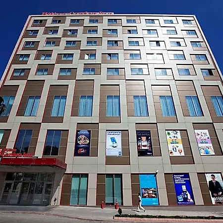 Hilton Garden 호텔 4*