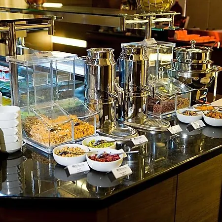 Hilton Garden