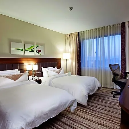 Hilton Garden 호텔 4*