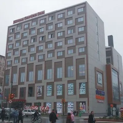Hilton Garden 4*